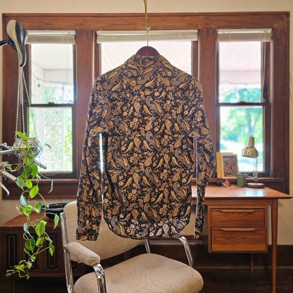 Consequence Floral/Paisley Button-Down - Picture 3 of 6